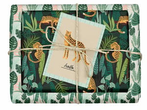 dabelino Veganes Geschenkpapier Set "Leopard/tropisch": 4x Bögen + 1x Grußkarte (V-Label zertifiziert, Blauer Engel, Recyclingpapier)