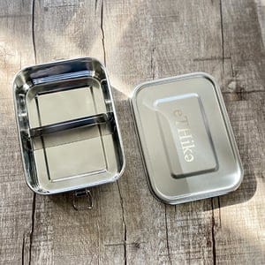 eTHikǝ Lunchbox aus Edelstahl mit herausnehmbarer Trennwand