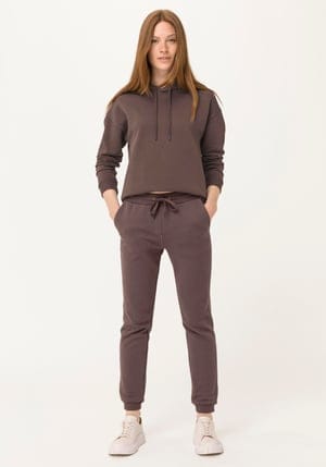 hessnatur Loungewear Sweathose aus Bio-Baumwolle - lila - Größe 34