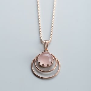 MishMish by WearPositive Vintage Unikat: Kette mit 60ties Rosenquarzanhänger, Roségold