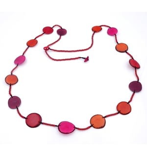 Mekhada Tagua Kette "Leilani", Läng bis ca. 98 cm, Steinnuß (Naturprodukt), Fairtrade