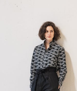 Sophia Schneider-Esleben Shirt Paul Haniel - Unisex Hemd Damenhemd und Herrenhemd aus Bio-Baumwolle