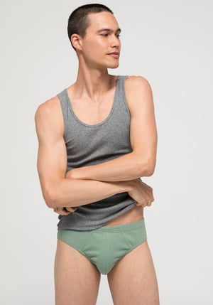 hessnatur Herren Slip PureDAILY im 2er Set aus Bio-Baumwolle - grün - Größe 4
