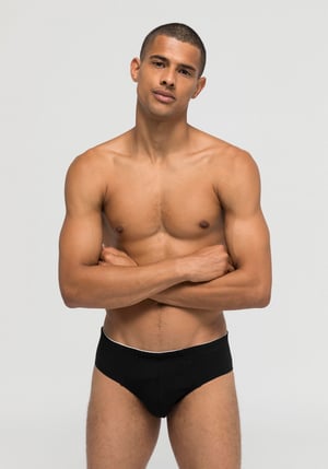hessnatur Herren Slip PureLUX im 2er Set aus Bio-Baumwolle - schwarz - Größe 4