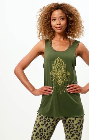 OGNX Loose Tank. Damen Yoga Tank mit Lotus Print, grün Gr. XS-XL, 100% Tencel. Nachhaltige Yoga Kleidung
