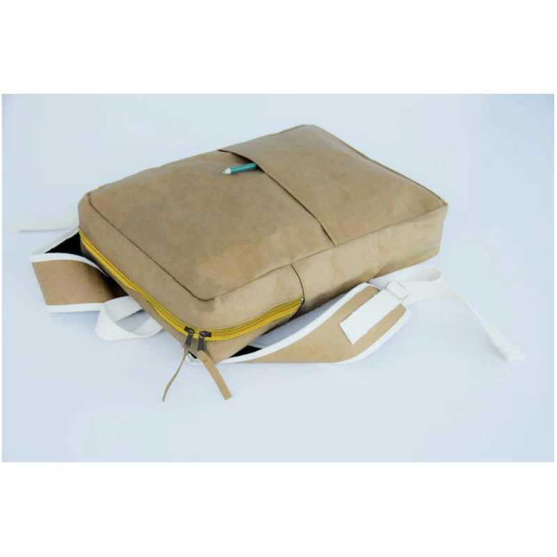 BY COPALA Kraft Paper : Rucksack aus nachhaltigem Kraft Papier. Lederoptik.