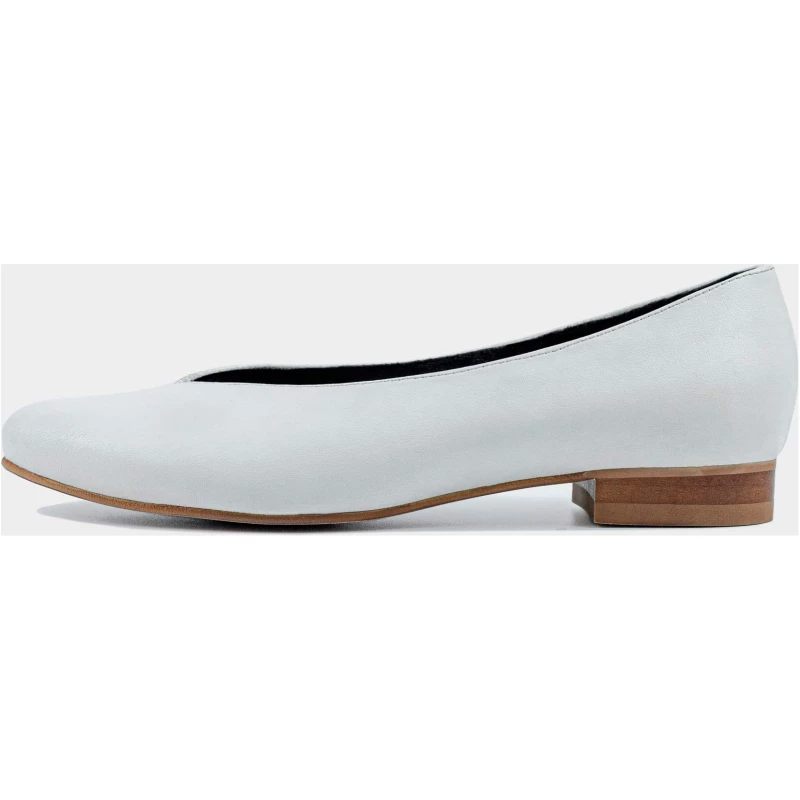 Pumps White Nopal ballerinas made of cactus leather