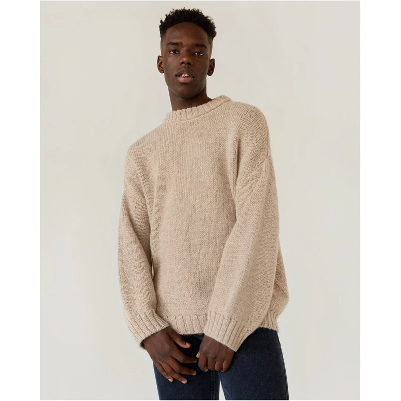 Ramybė: Ecru Alpaca Wool Sweater