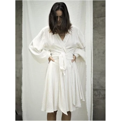 Wrap Wrap Dress in White - Sandy