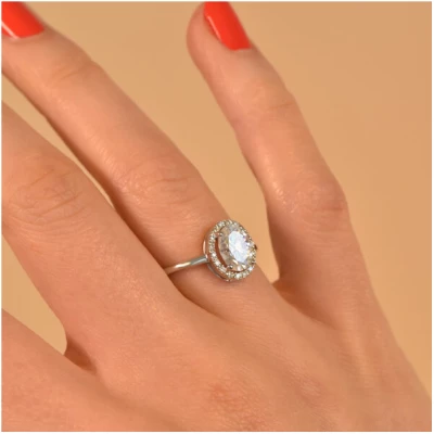 Eppi Ring mit Moissanit und Lab Grown Diamanten Marni