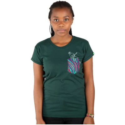 Kipepeo-Clothing Damen T-Shirt aus Bio-Baumwolle mit Brusttasche "Taschenpapagei" Dunkelgrün