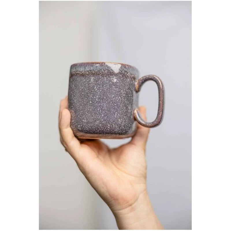 TRANQUILLO Tasse Industrial aus Steinzeug mit reaktiver Glasur, 475 ml in grün oder lila
