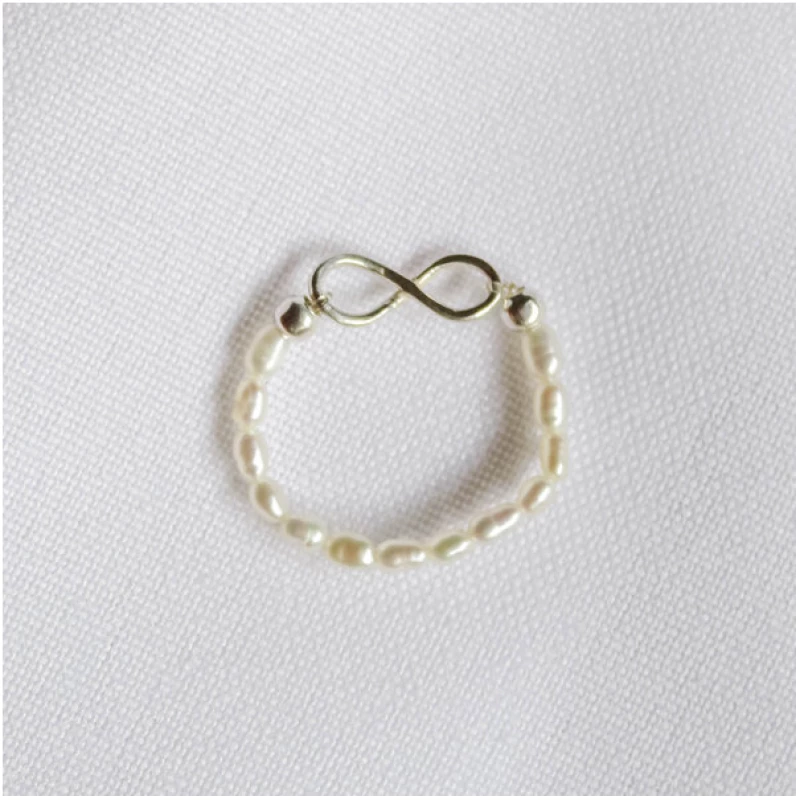 pakilia Perlen Ring mit Unendlichkeitssymbol Fair-Trade und handmade