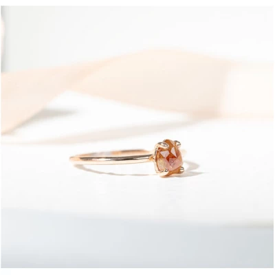 Eppi Goldener Ring mit Salt and Pepper Diamant in Birnenform Lorelei