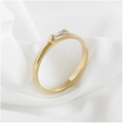 Eppi Ring mit einem Diamanten in Baguette-Form Xenia