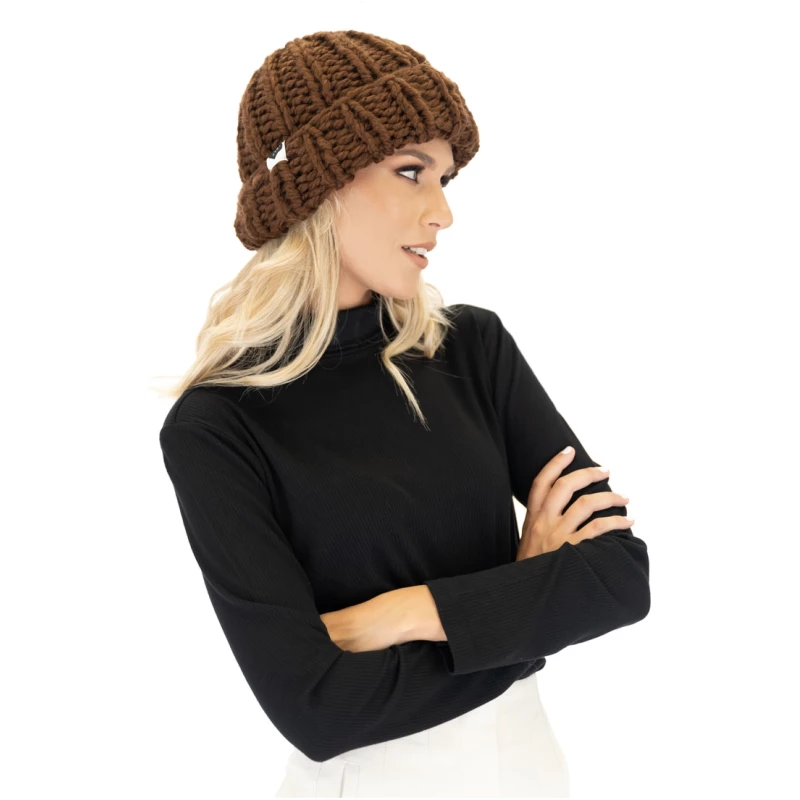 Ribbed Knit Beanie - Brown