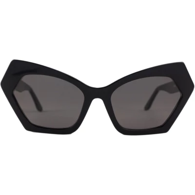 Stella Black / Cat-eye Sunglasses