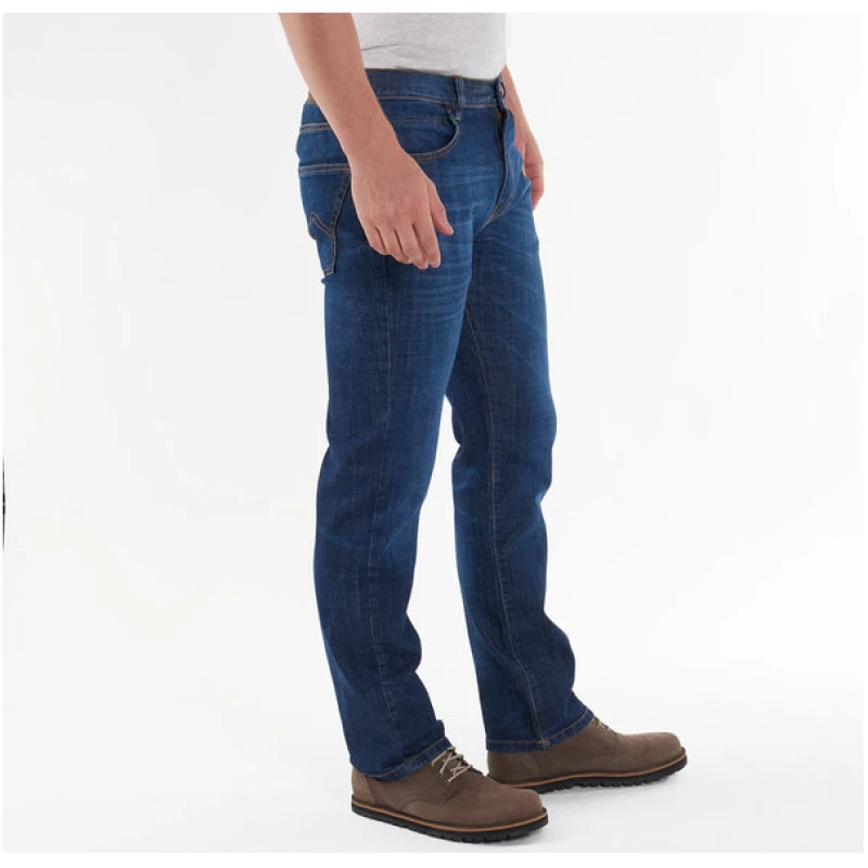 fairjeans basic Jeans "REGULAR WAVES" mit Wascheffekt aus Bio-Baumwolle
