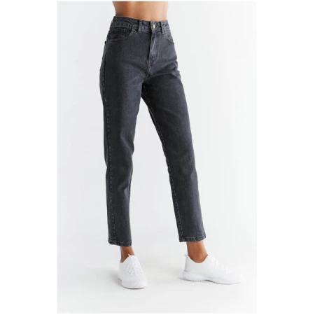 EVERMIND - Damen Mom Fit Jeans aus Bio-Baumwolle WN1010