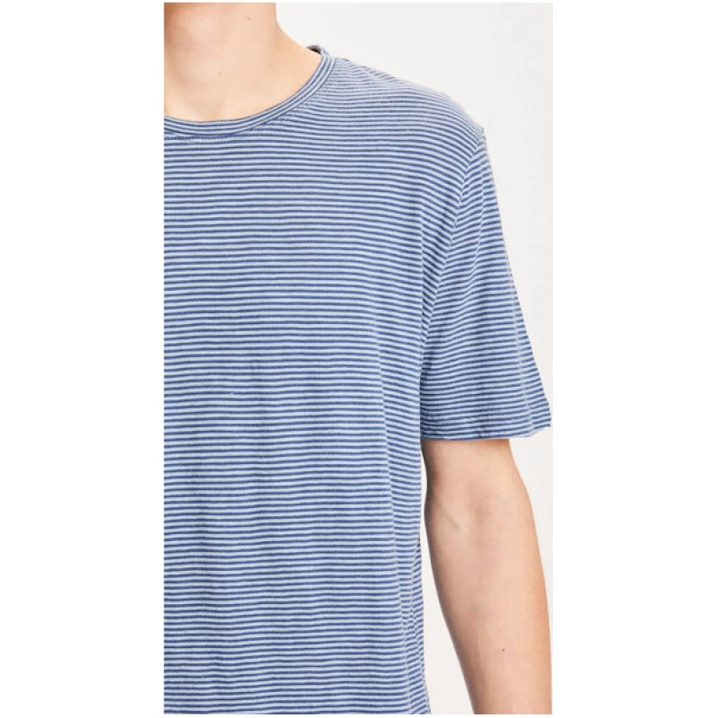 KnowledgeCotton Apparel T-Shirt - ALDER narrow striped tee - aus Bio-Baumwolle