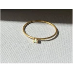 LUXAA Zarter Ring mit kleinem Opal Stein aus 925er Sterling Silber - Gold