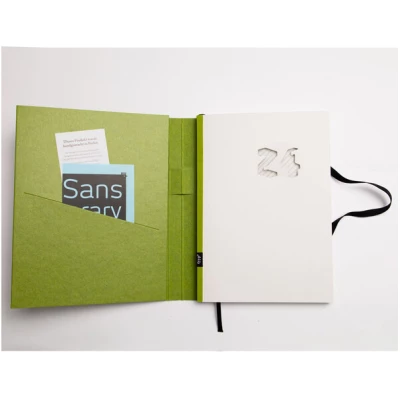 tyyp Nachhaltiger Buchkalender 2024 aus 100 % Recyclingpapier "Schweizer Broschur"