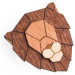 BeWooden Brosche aus Holz | Löwe Motiv - "Lion Brooch" | Mode Schmuck