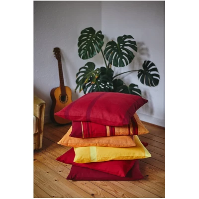 HängemattenGlück Kissenbezug aus reiner Bio Baumwolle 60x60cm Rot- / Gelbtöne