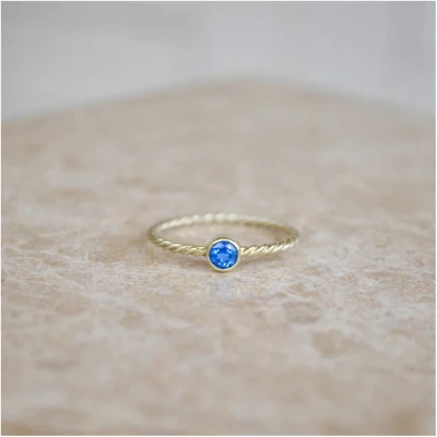 Ice Blue Topaz Ring - Gold 14k