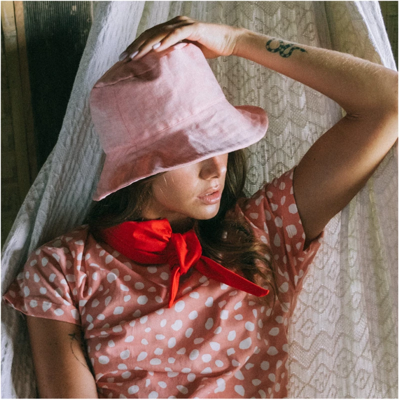 Watu Seaside Linen Bucket Hat In Salt Pink