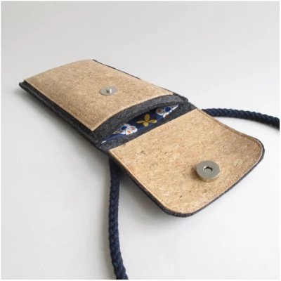 smukbird Umhängetasche für Motorola Edge-Serie | aus Filz und Bio-Baumwolle | Modell KEDJA