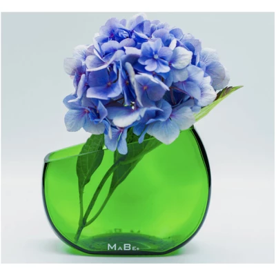 MaBe Vase aus dem fränkischen Bocksbeutel in grün