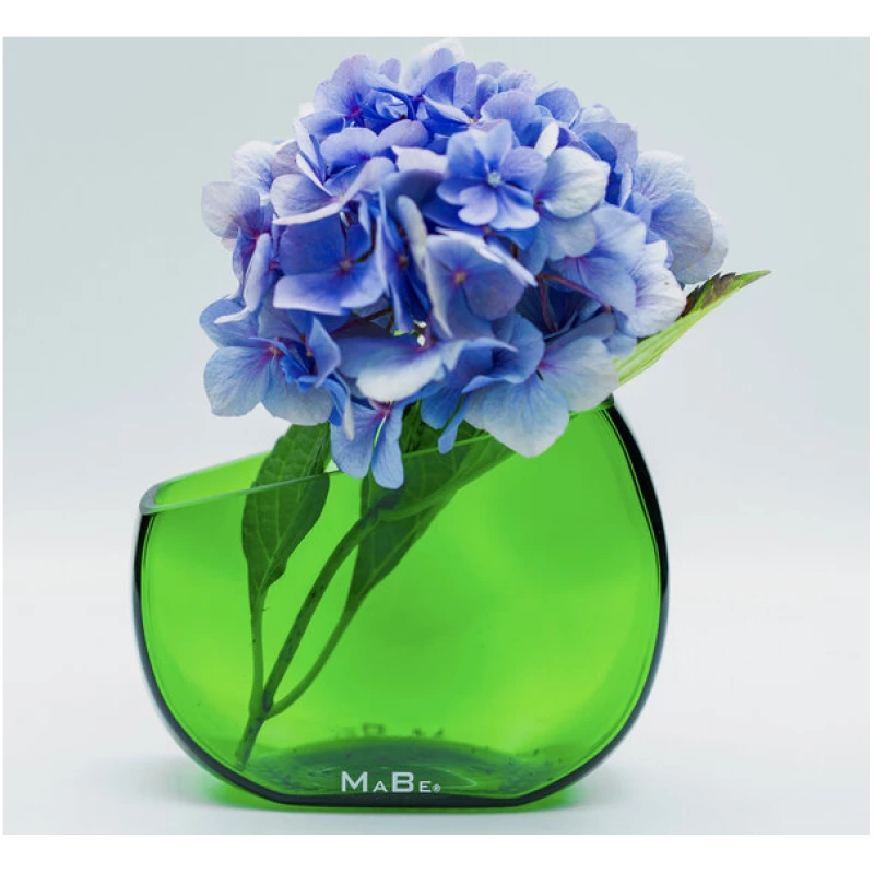 MaBe Vase aus dem fränkischen Bocksbeutel in grün