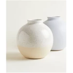 onomao Handgemachte Vase 'Bola' aus Steinzeug