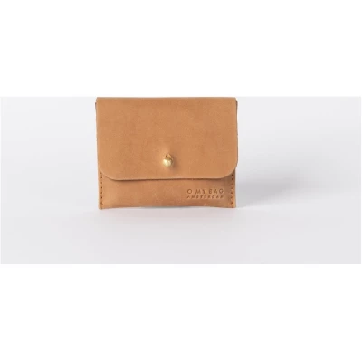 Cardholder - Camel Hunter Leather - Small Leather Wallet Knob-button Closure
