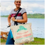 Kimuli Handgenähte Einkaufstasche aus recycelten Zementsäcken von Frauen aus Uganda - Strandtasche