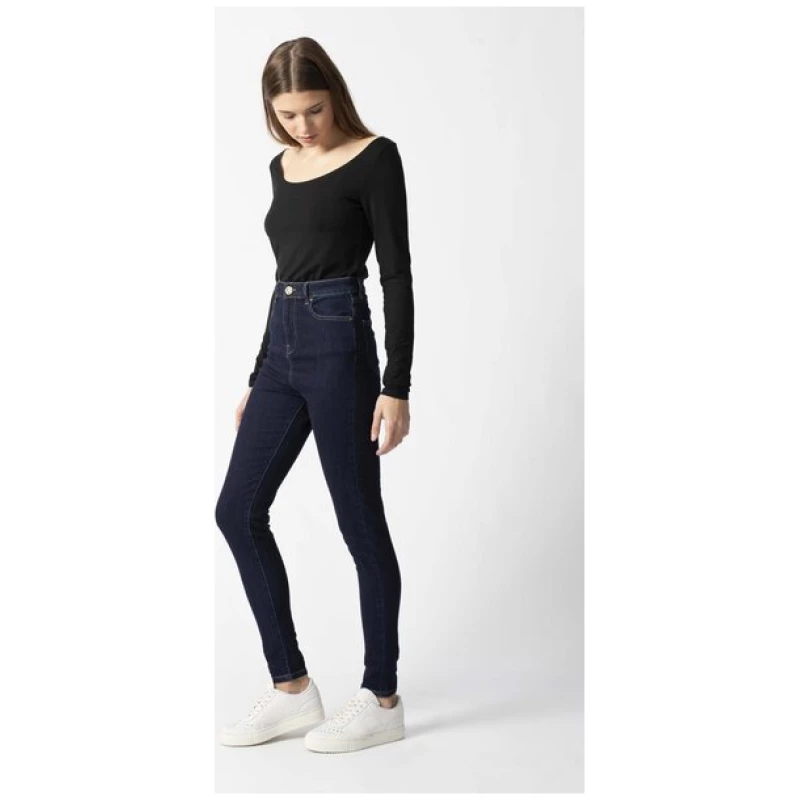 United Change Makers Carrie Super Skinny Super High Waist Jeans