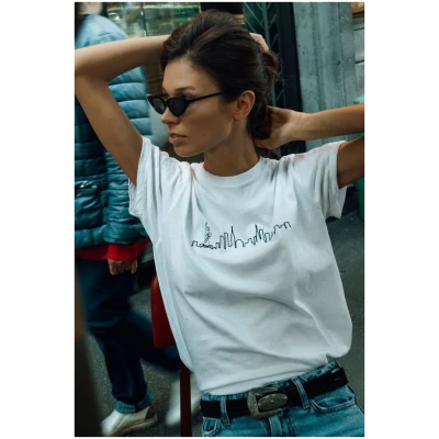 Embroidered Skyline - New York / Organic Cotton T-shirts