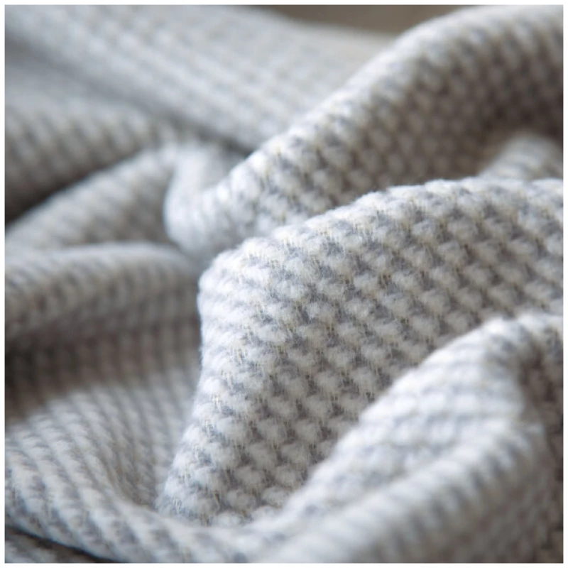 Kushel Towels Kushel Decke Woven - Kuscheldecke aus Biobaumwolle und Holzfaser