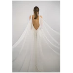 SinWeaver alternative fashion Brautkleid mit Rückenausschnitt und abnehmbarem Schleier