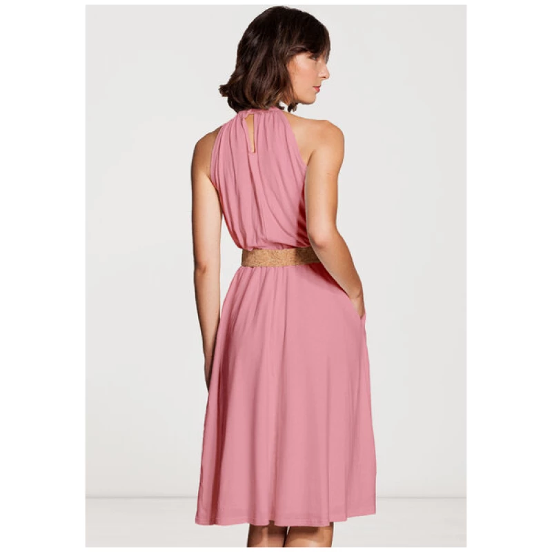 SinWeaver alternative fashion Knielanges Kleid Stehkragen tailliert Raffung ärmellos Viskose weiß oder rosa