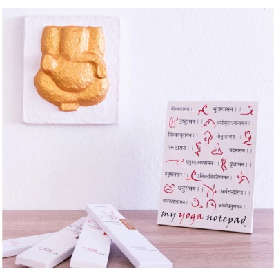 Sundara Notizblock "Yoga" aus handgeschöpftem Recycling Baumwoll-Papier