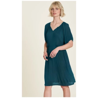 TRANQUILLO Schönes tailliertes Kleid aus EcoVero crinkle Viskose (S24E25)