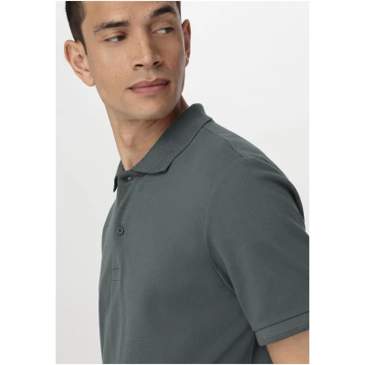 hessnatur Herren Zwirn Polo Shirt Regular aus Bio-Baumwolle - grün - Größe 50