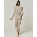 YOU LOOK PERFECT Merino Loungewear Set "V-Pullover Blossom & Strickleggings Caja"