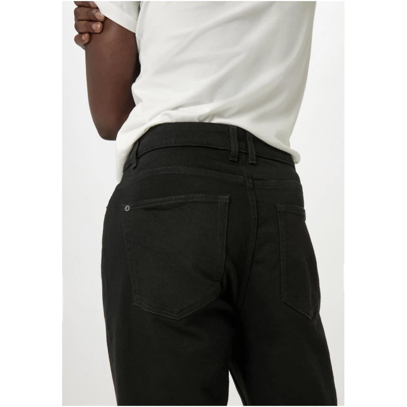 hessnatur Herren Coreva™ Jeans MADS Relaxed Tapered aus Bio-Denim - schwarz - Größe 28/30