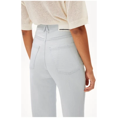 ARMEDANGELS Damen vegan Enijaa Cropped Blue White Jeans