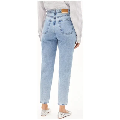 ARMEDANGELS Damen vegan Mom Jeans Mairaa Fresh Blue