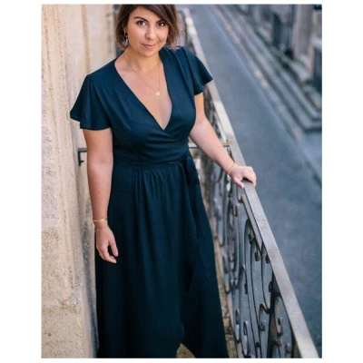 Aatise Langes Abendkleid im Wickeleffekt Zermonie 100% EcoVero
