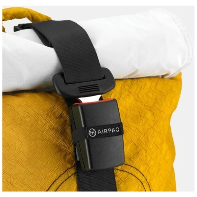 Airpaq Rucksack aus Autoschrott